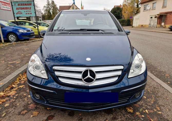 Noleggio Auto a Tirana - 35 Euro