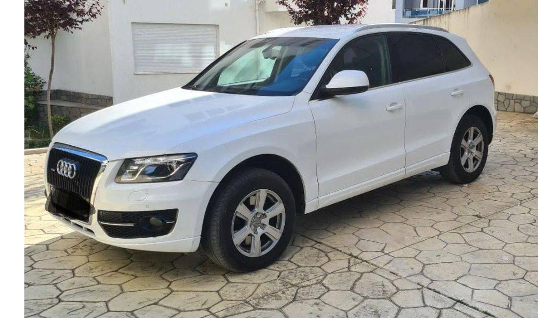 Auto in Vendita a Tirana, Audi, 2009 Diesel,Kambio Automatik Pagamento 9,300  Euro.