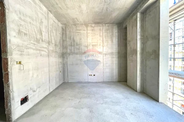 Appartamento in vendita a Tirana 2+1, Vuoto