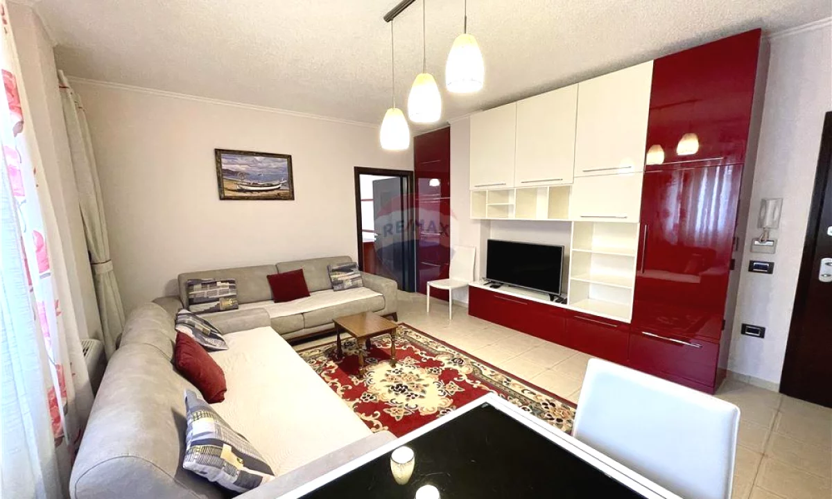 Shtepi me qera Apartament ne Tirane, 1+1, Mobilimi E mobiluar, Pagesa 55,000  Leke.