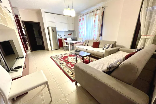 Shtepi me qera Apartament ne Tirane, 1+1, Mobilimi E mobiluar, Pagesa 55,000  Leke.