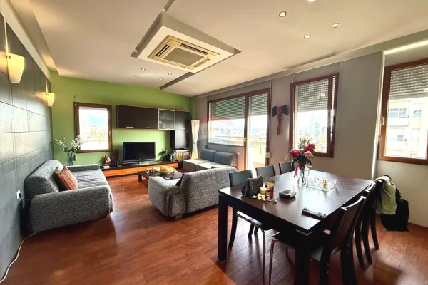 EKSKLUZIVE PER RE/MAX! Apartament modern per shitje, ne Qender te Tiranes!