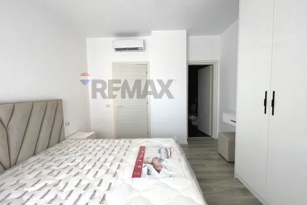 Shtepi ne shitje Apartament ne Tirane, 2+1, Mobilimi E mobiluar, Pagesa 199,000  Euro.