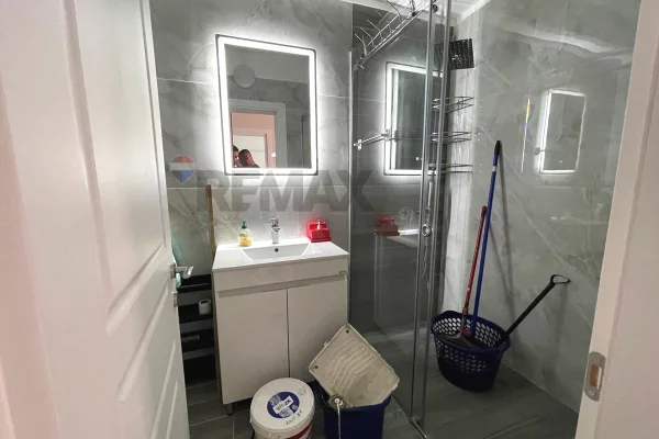 Shtepi me qera Apartament ne Tirane, 1+1, Mobilimi E mobiluar, Pagesa 65,000  Leke.