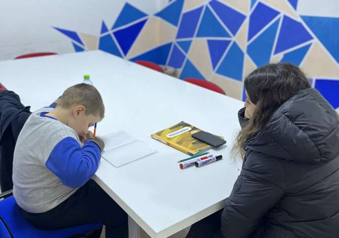 Shitet biznesi “Qender Kursesh”