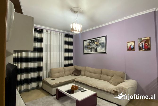 Jepet me qera 1+ 1 500 euro rr kavaje 