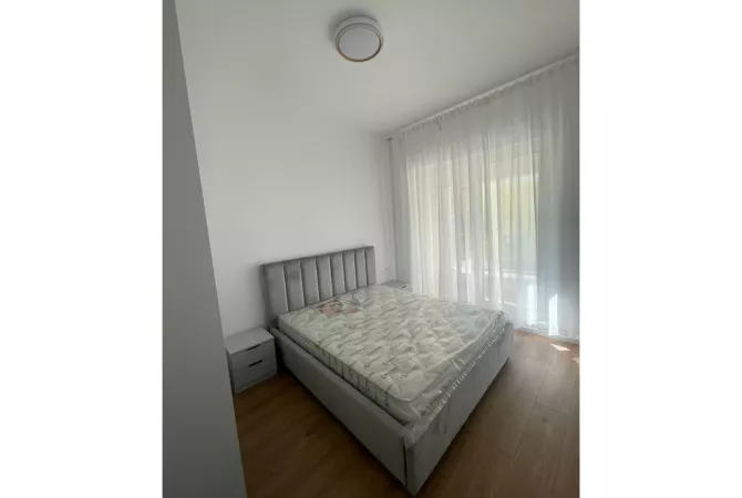 Shtepi me qera Apartament ne Tirane, 1+1, Mobilimi E mobiluar, Pagesa 450  Euro.