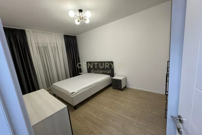 Shtepi ne shitje Apartament ne Tirane, 1+1, Mobilimi E mobiluar, Pagesa 75,000  Euro.