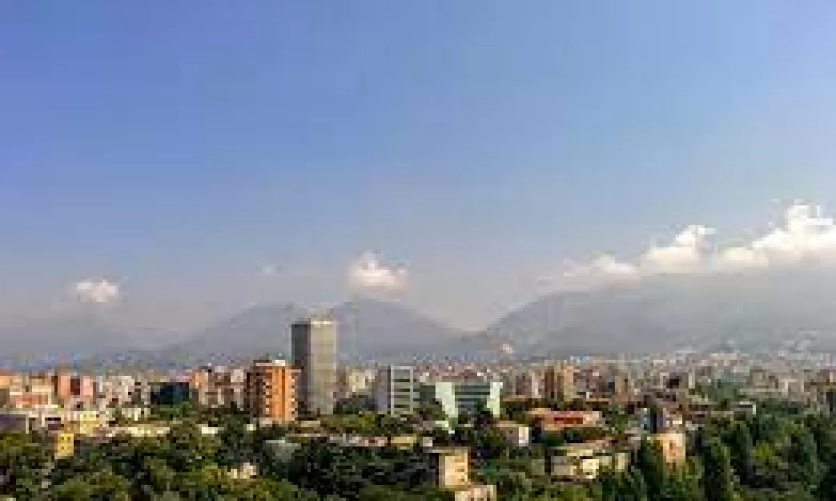 Shtepi ne shitje Apartament ne Tirane, 2+1, Mobilimi E mobiluar, Pagesa 128,000  Euro.