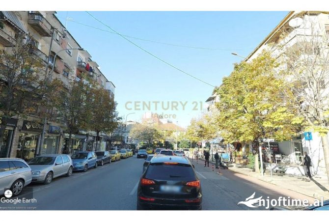 Ambiente Commerciale in Vendita 1+1 a Tirana - 140,000 Euro