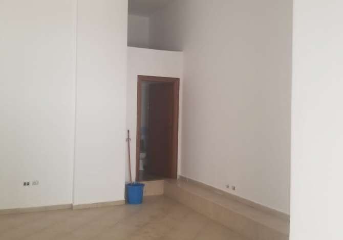 Dyqan me qera - astir 