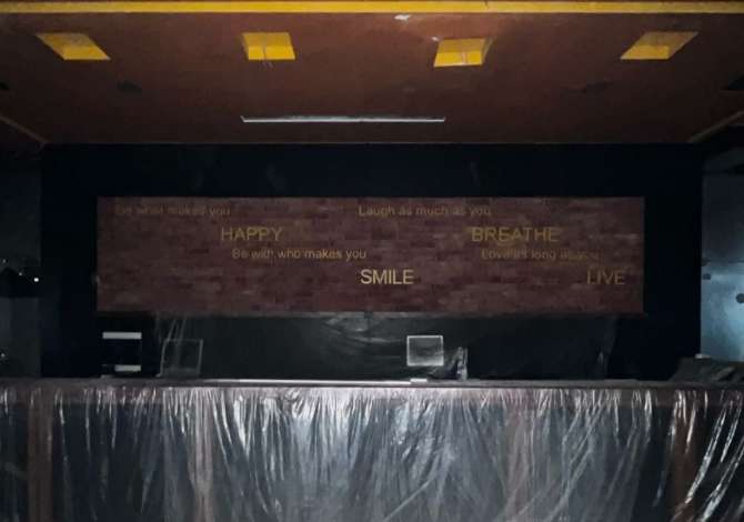 Ambjent komercial (bar cafe) me qera - Astir