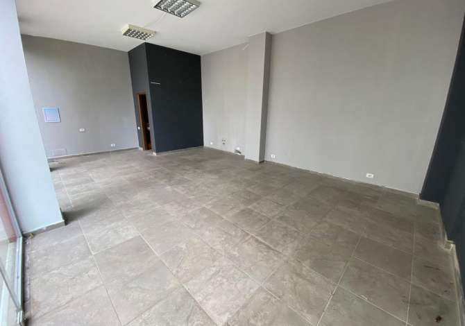 Dyqan me qera perballe Delijorgjit