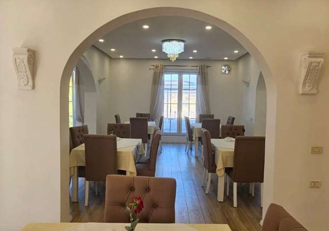 Qera Ambjent biznesi Hotel (rruga Ndroqit)