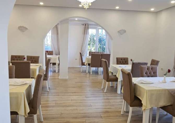 Qera Ambjent biznesi Hotel (rruga Ndroqit)