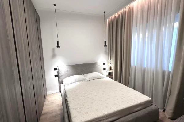Shtepi ne shitje Vila Luksoze ne Tirane, 5+1, Mobilimi Pjeserisht e mobiluar, Pagesa 65,000,000  Leke.