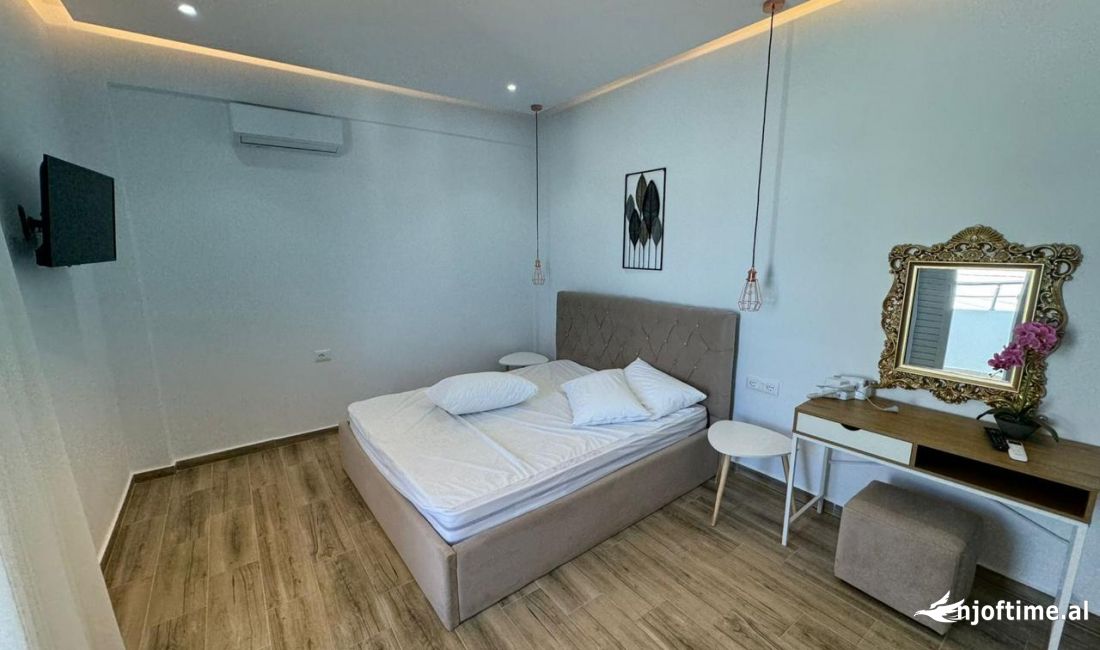 Shtepi ne shitje Apartament ne Sarande, Garsoniere, Mobilimi E mobiluar, Pagesa 250,000  Euro.