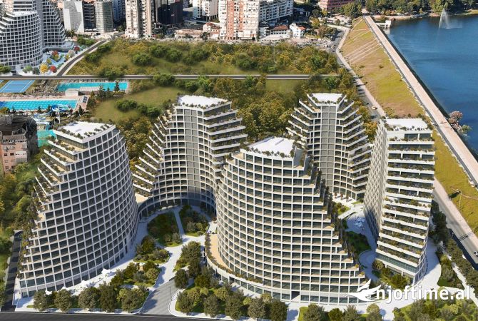 Ambiente Commerciale in Vendita 4+1 a Tirana - 4,000,000 Leke