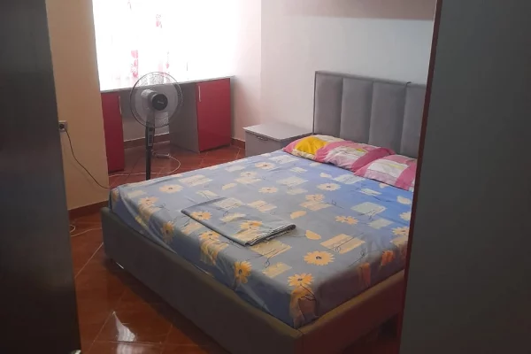 Shtepi me qera Apartament ne Tirane, 1+1, Mobilimi E mobiluar, Pagesa 34,000  Leke.