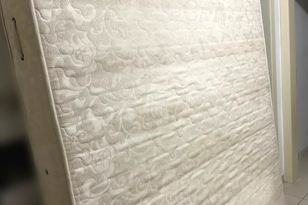 Mobilje dhe Elektroshtepiake ne Tirane - 50 Euro