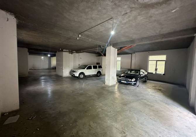Ambient biznesi me qera 6+1 ne Tirane - 1,250 Euro