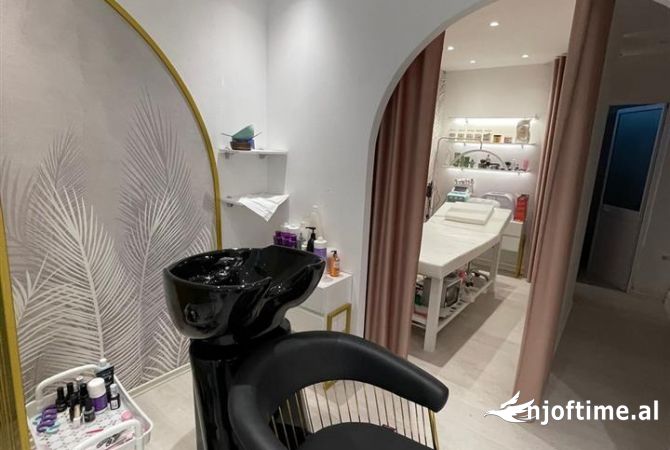 Business Property in Sale 1+1 in Tirana - 20,000 Euro