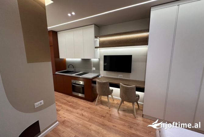 Shtepi me qera Apartament ne Tirane, Garsoniere, Mobilimi E mobiluar, Pagesa 500  Euro.