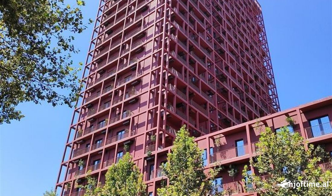 Ambient Komercial 104m2 per Shitje tek Garden Building – 21 Dhjetori, Rruga e Kavajes 📍