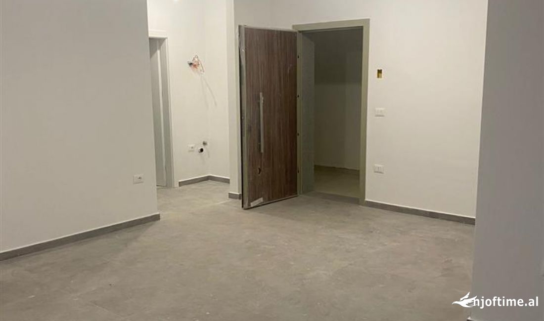 Jepet me qira ambient per zyra te ISH Fusha e Aviacionit