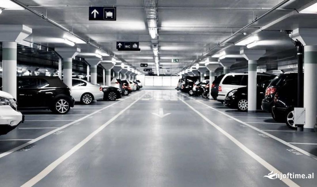 Shiten 2 Poste Parkimi – Komuna e Parisit, Prane Kika 2