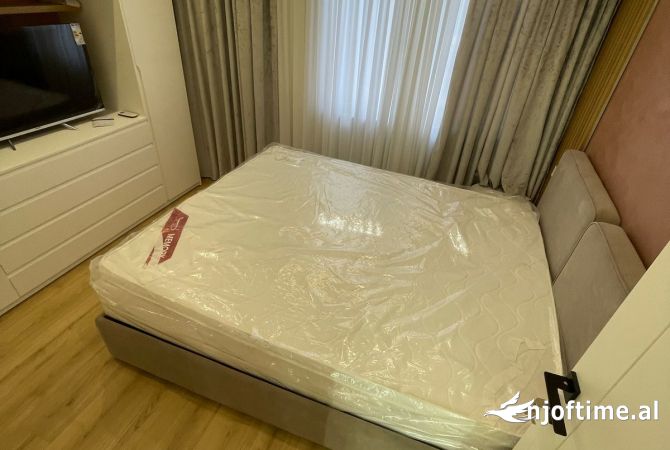Appartamento in affitto a Tirana 1+1, Arredato