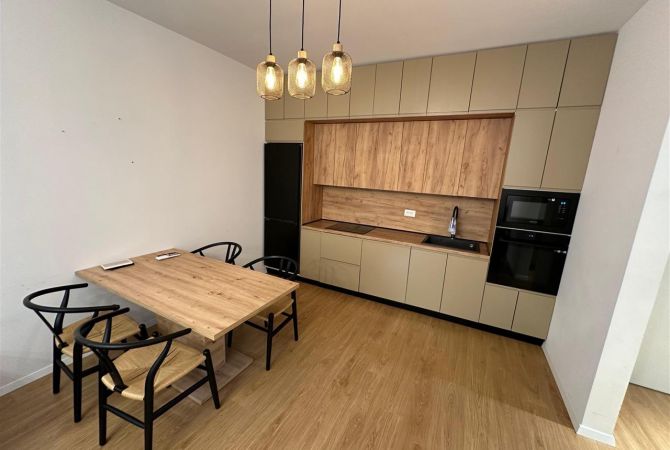 APARTAMENT 2+1 PER SHITJE TE REZIDENCA ROSE GARDEN , PRANE TEG 