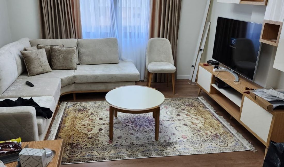 Shtepi me qera Apartament ne Tirane, 2+1, Mobilimi E mobiluar, Pagesa 750  Euro.