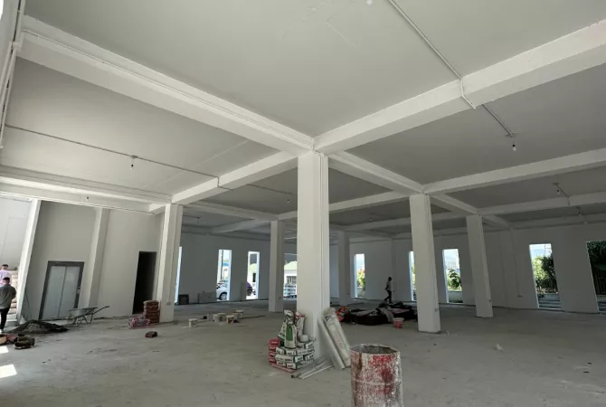 PRUSH KAPANON ME QIRA