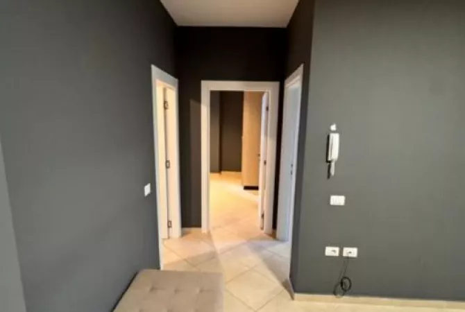 Business Property for Rent 3+1 in Tirana - 850 Euro