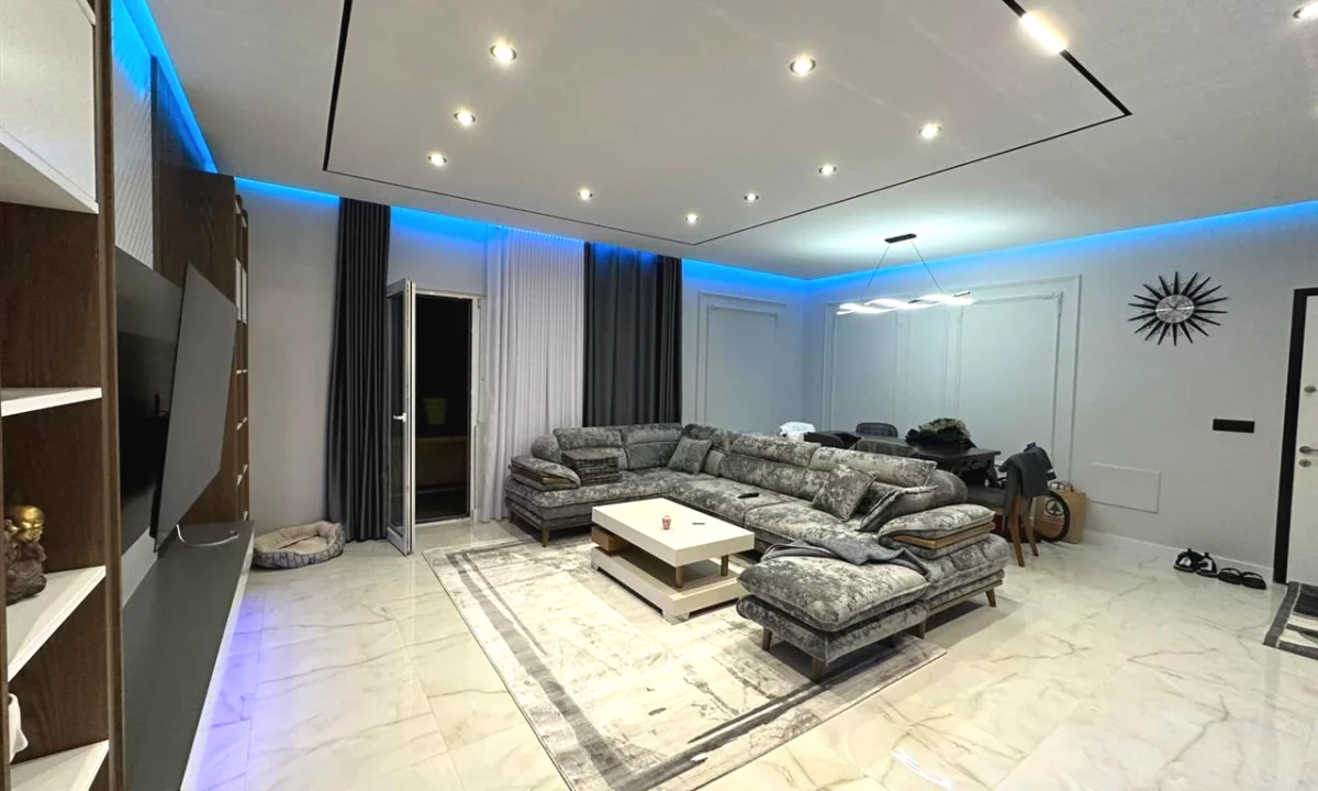 Shtepi me qera Apartament ne Tirane, 1+1, Mobilimi E mobiluar, Pagesa 700  Euro.