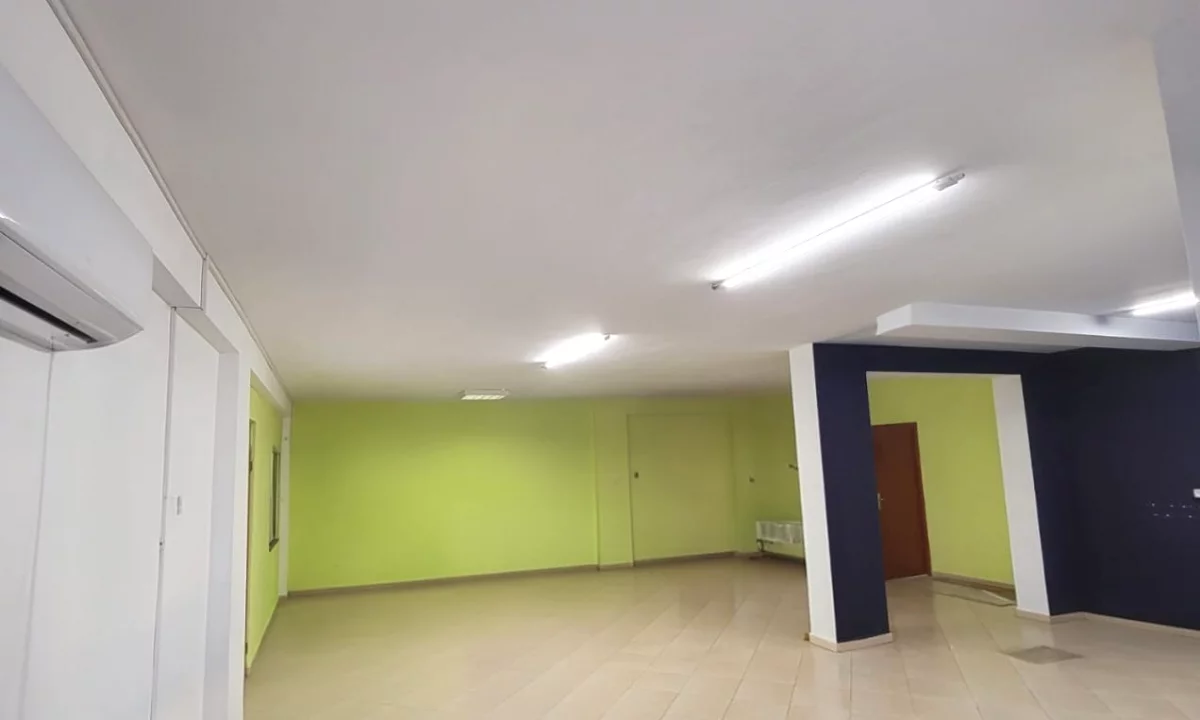 MAGAZINE ME QIRA TE MBIKALIMI KOMUNES PARISIT 