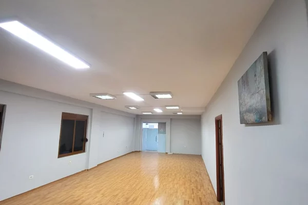 MAGAZINE ME QIRA TE MBIKALIMI KOMUNES PARISIT 