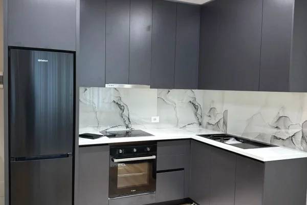 Appartamento in vendita a Tirana 1+1, Arredato