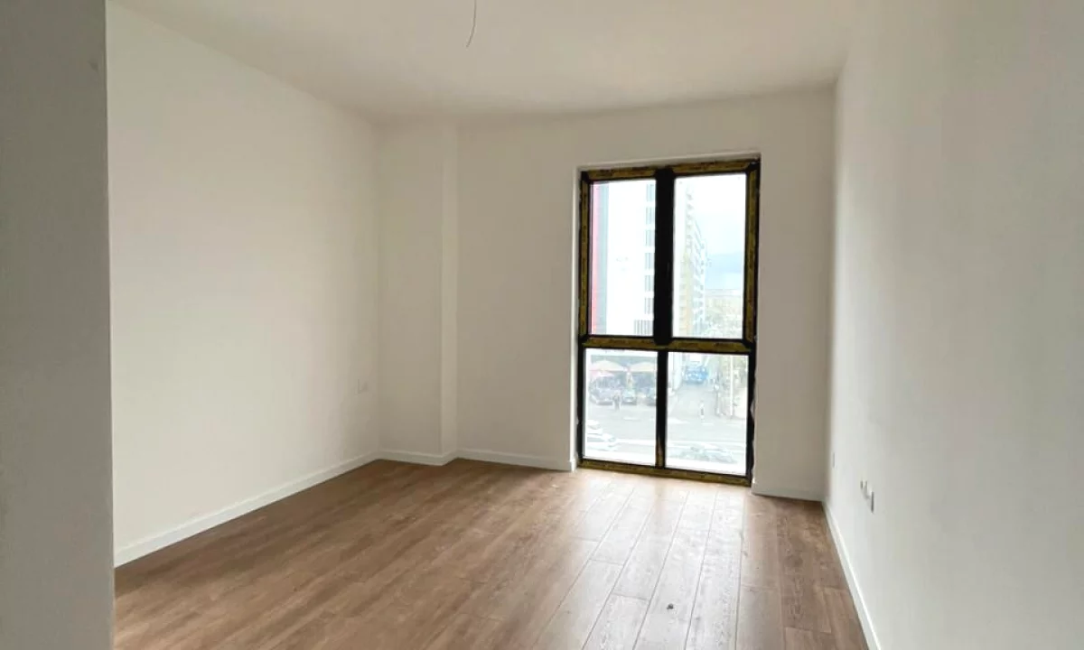 Appartamento in vendita a Tirana 2+1, Vuoto