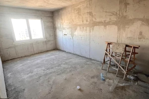 Shtepi ne shitje Apartament ne Tirane, 2+1, Mobilimi Bosh, pa mobiluar, Pagesa 198,000  Euro.