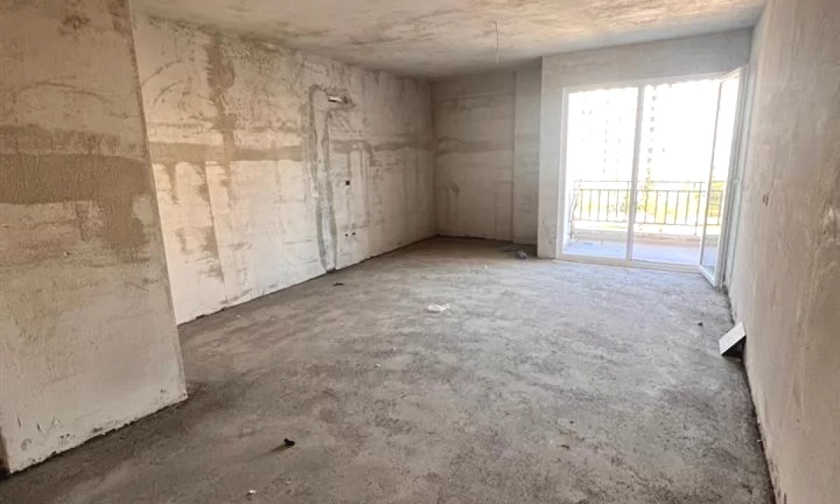 Shtepi ne shitje Apartament ne Tirane, 2+1, Mobilimi Bosh, pa mobiluar, Pagesa 198,000  Euro.