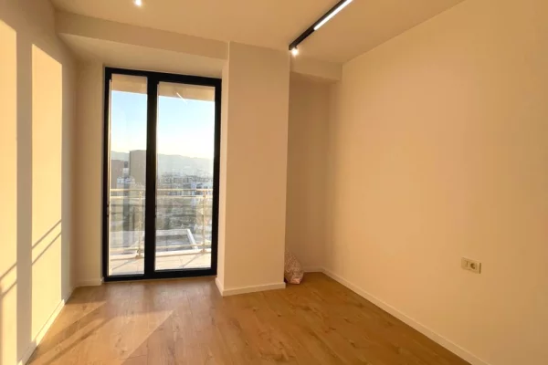 ZYRE ME QIRA TE TIRANA GOLDEN TOWER, RRUGA MINE PEZA 