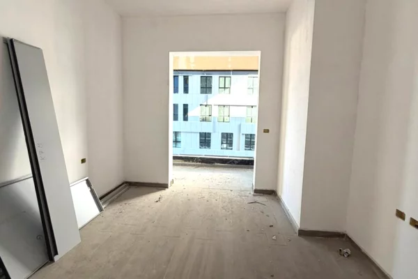 Apartment for sale in Tirana 2+1, Emty
