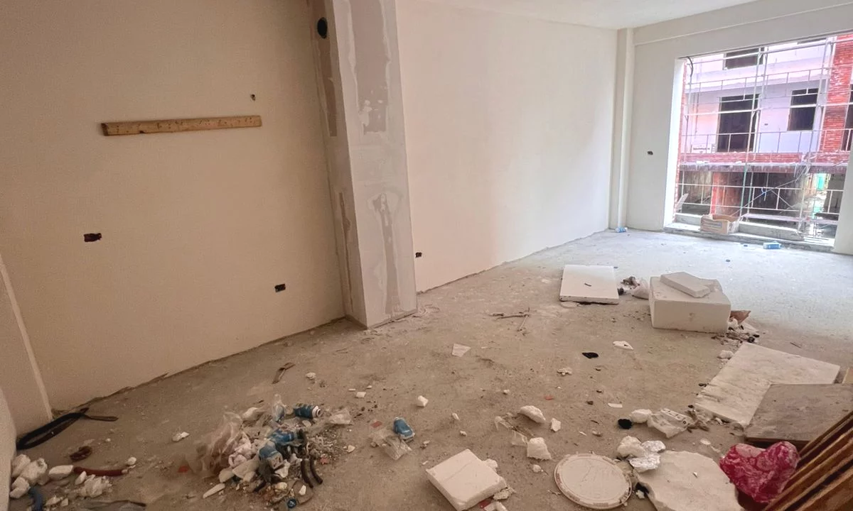 Appartamento in vendita a Tirana 2+1, Vuoto