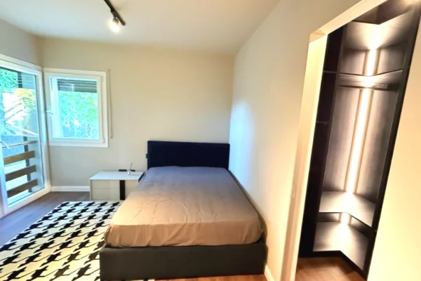 Appartamento in vendita a Tirana 3+1, Arredato