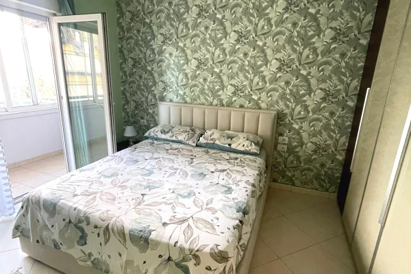 APARTAMENT ME QIRA 2+1 PRANE STADIUMIT AIR ALBANIA 