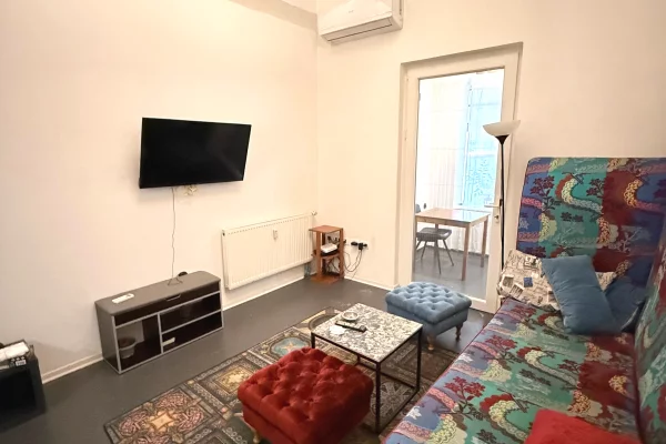 Casa privata/Indipendente in affitto a Tirana 2+1, Arredato