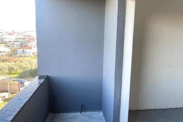 Appartamento in vendita a Tirana 1+1, Vuoto