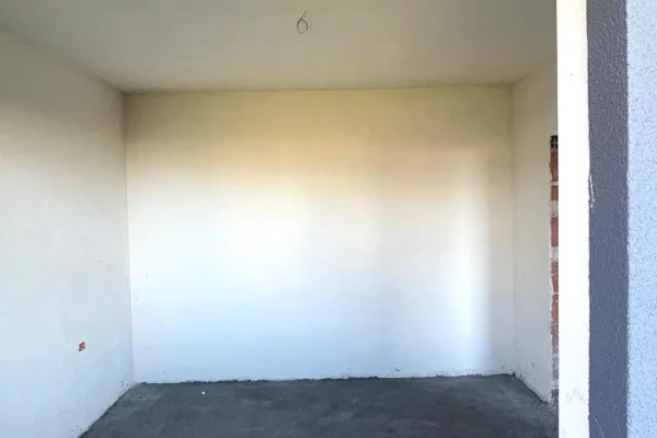 Appartamento in vendita a Tirana 1+1, Vuoto